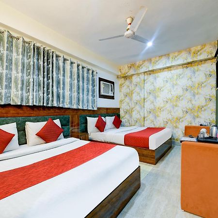 Airport Hotel Classic Park New Delhi Eksteriør bilde